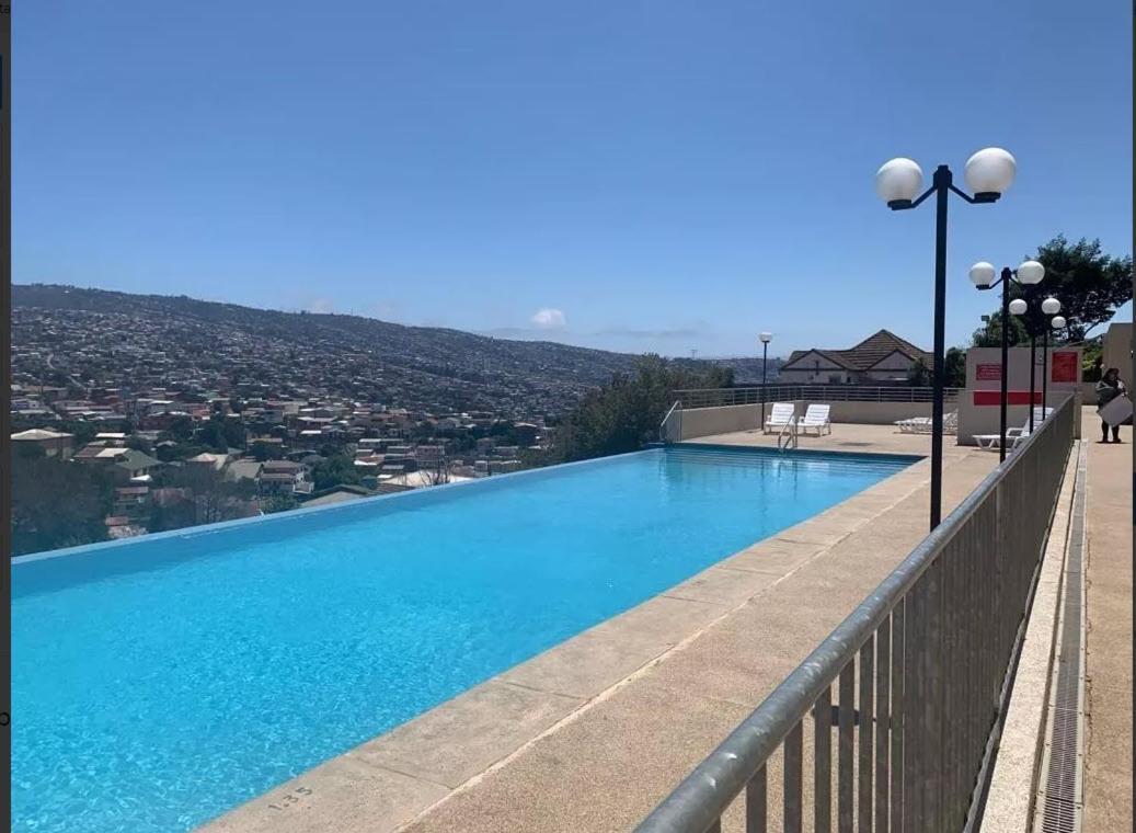 Vista A Bahia De *